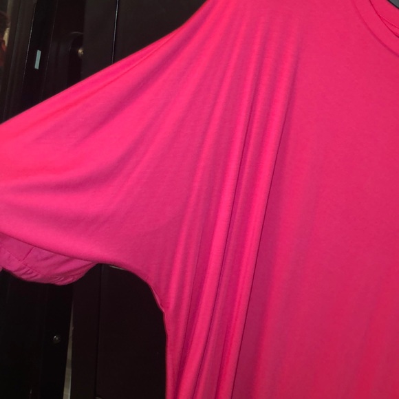 Quarter length sleeve hot pink blouse - Picture 2 of 3